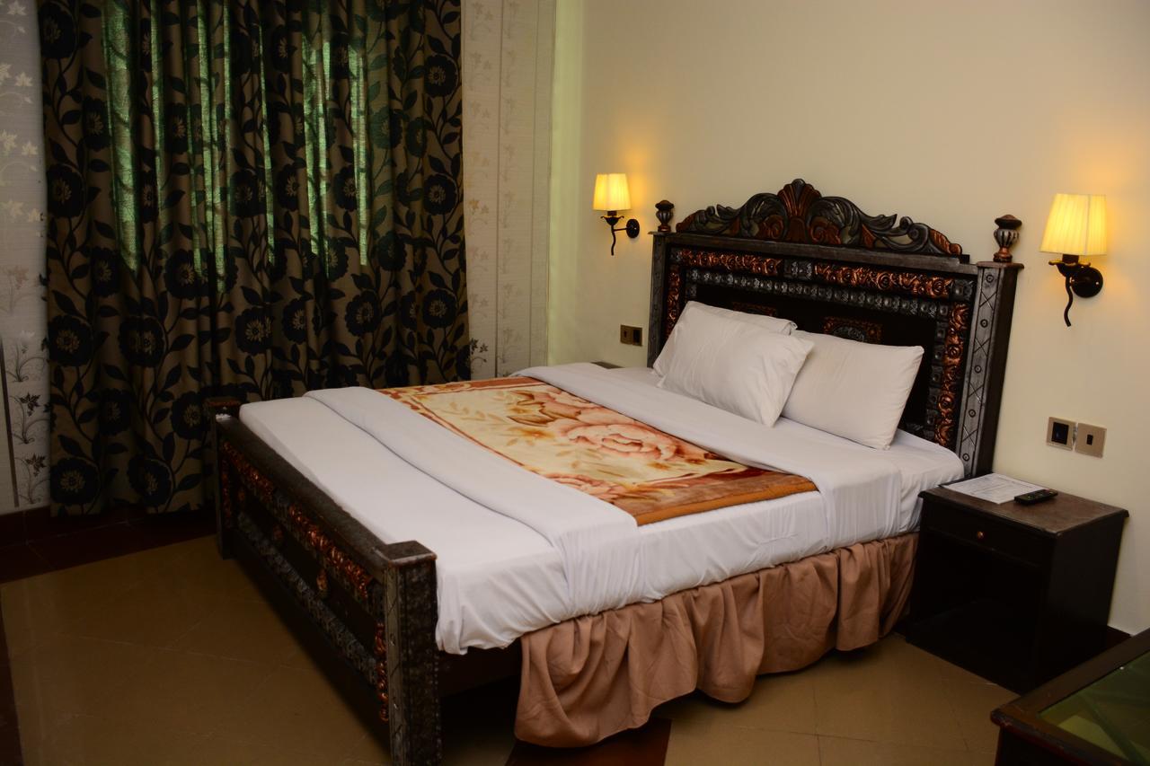 Hotel Move-N-Pick Муррее Экстерьер фото